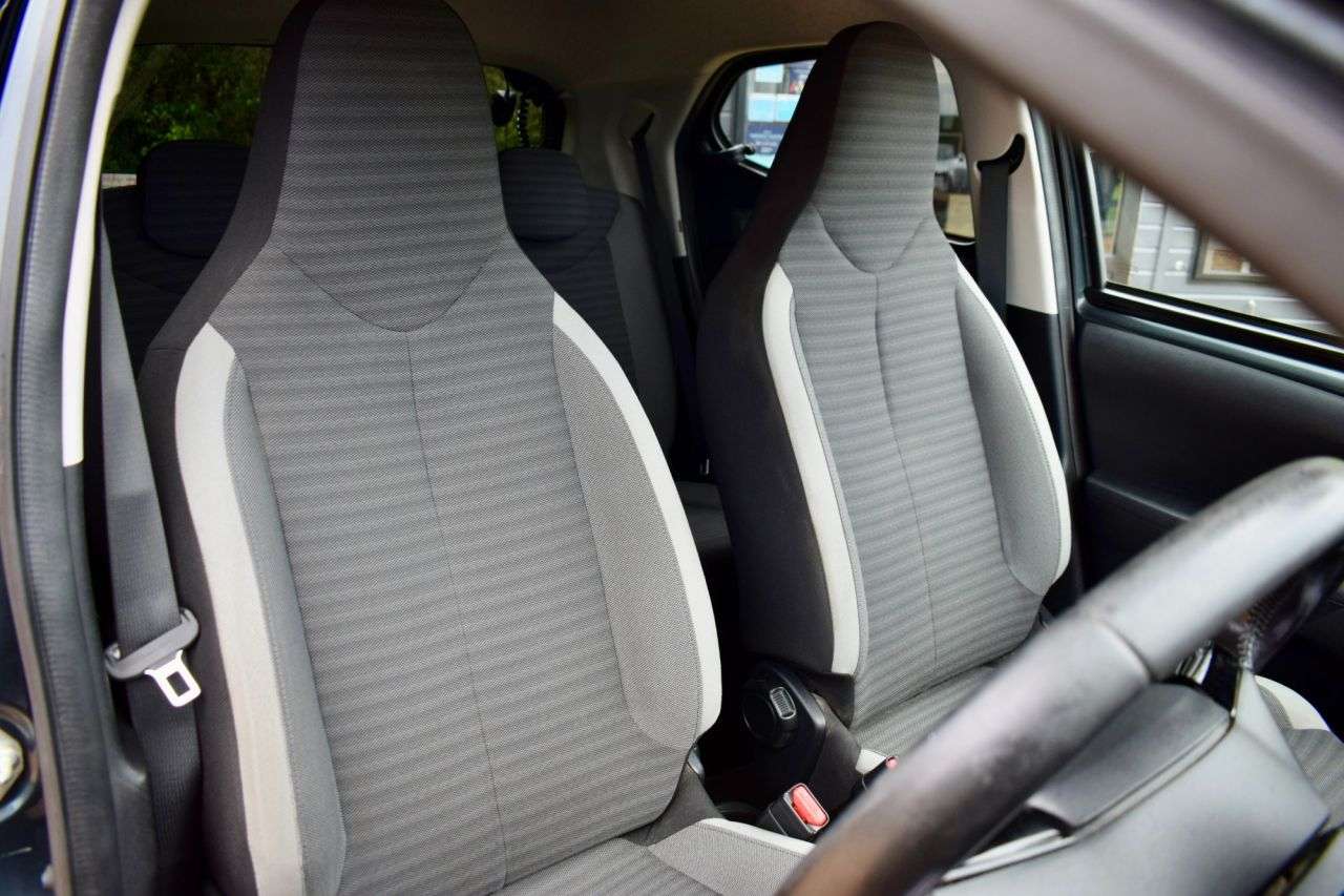 2018 TOYOTA AYGO 2018 TOYOTA AYGO