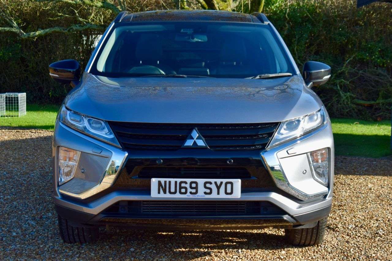 A 2019 MITSUBISHI ECLIPSE CROSS 1.5T Black SUV 5dr Petrol CVT 4WD Euro 6 (s/s) (163 ps) LOW MILES + HUGE SP A 2019 MITSUBISHI ECLIPSE CROSS 1.5T Black SUV 5dr Petrol CVT 4WD Euro 6 (s/s) (163 ps) LOW MILES + HUGE SP
