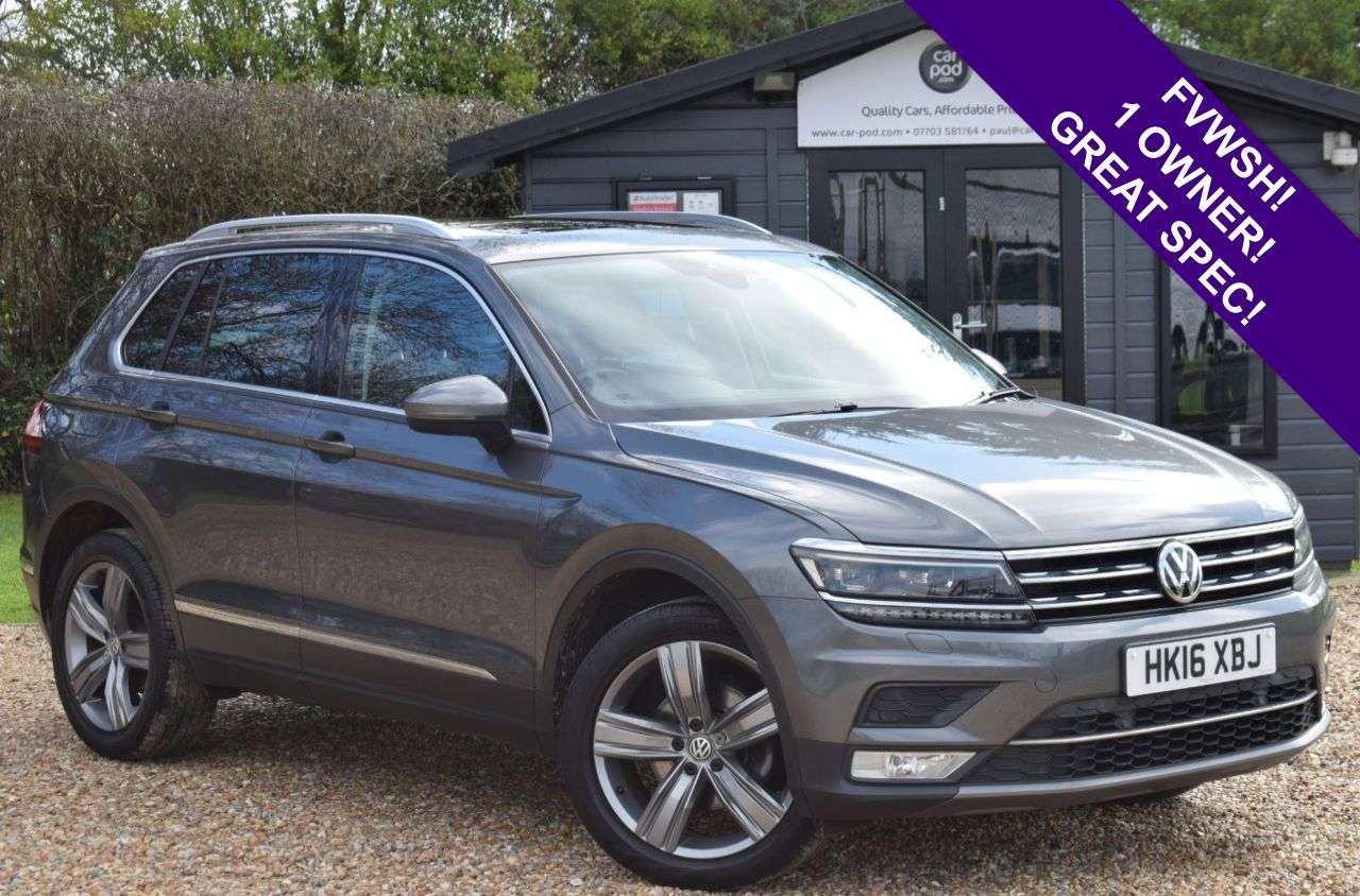A 2016 VOLKSWAGEN TIGUAN 2.0 TDI BlueMotion Tech SEL SUV 5dr Diesel Manual Euro 6 (s/s) (150 ps) FUL A 2016 VOLKSWAGEN TIGUAN 2.0 TDI BlueMotion Tech SEL SUV 5dr Diesel Manual Euro 6 (s/s) (150 ps) FUL