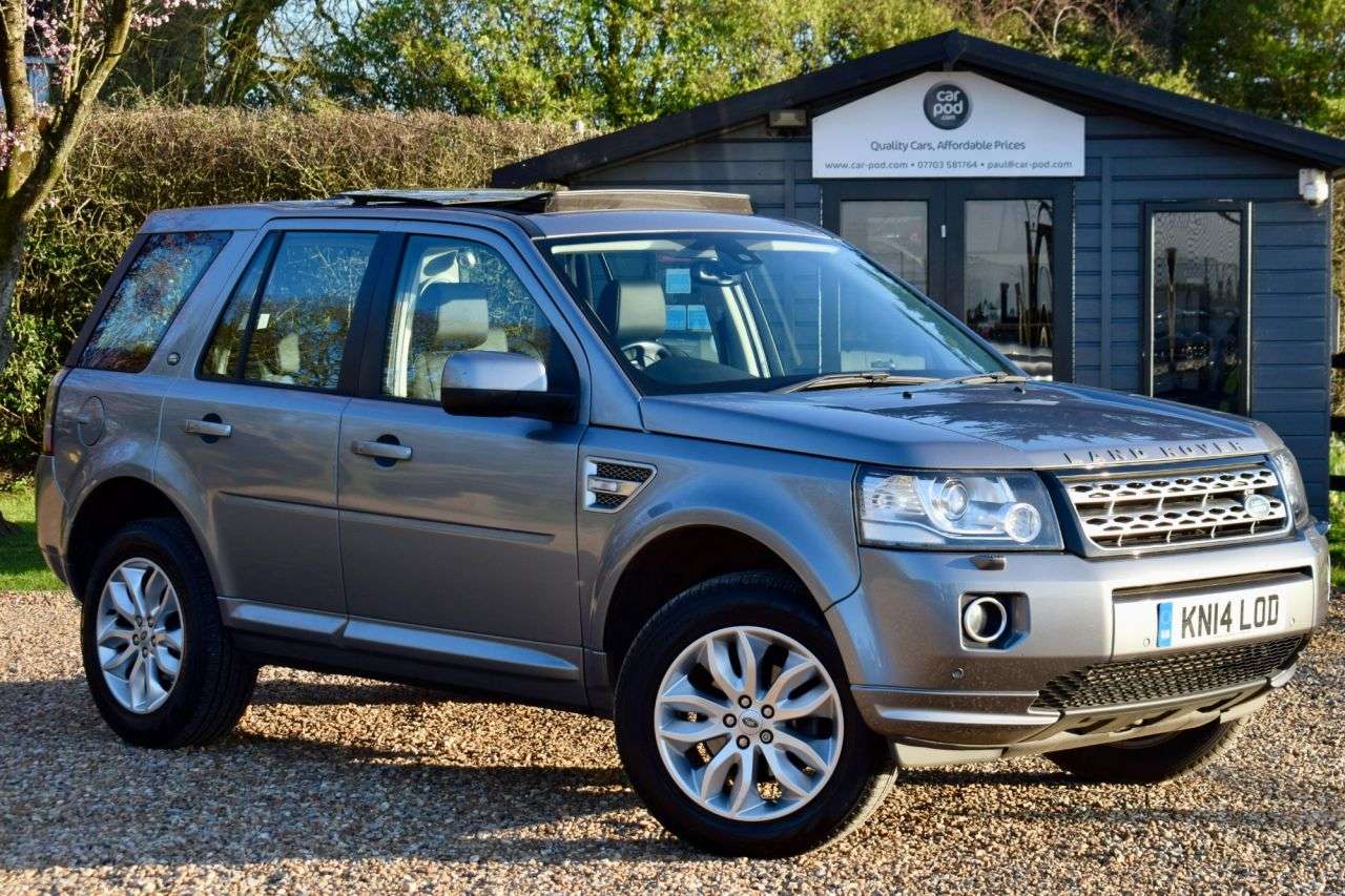 A 2014 LAND ROVER FREELANDER 2 2.2 SD4 HSE SUV 5dr Diesel CommandShift 4WD Euro 5 (190 ps) A 2014 LAND ROVER FREELANDER 2 2.2 SD4 HSE SUV 5dr Diesel CommandShift 4WD Euro 5 (190 ps)