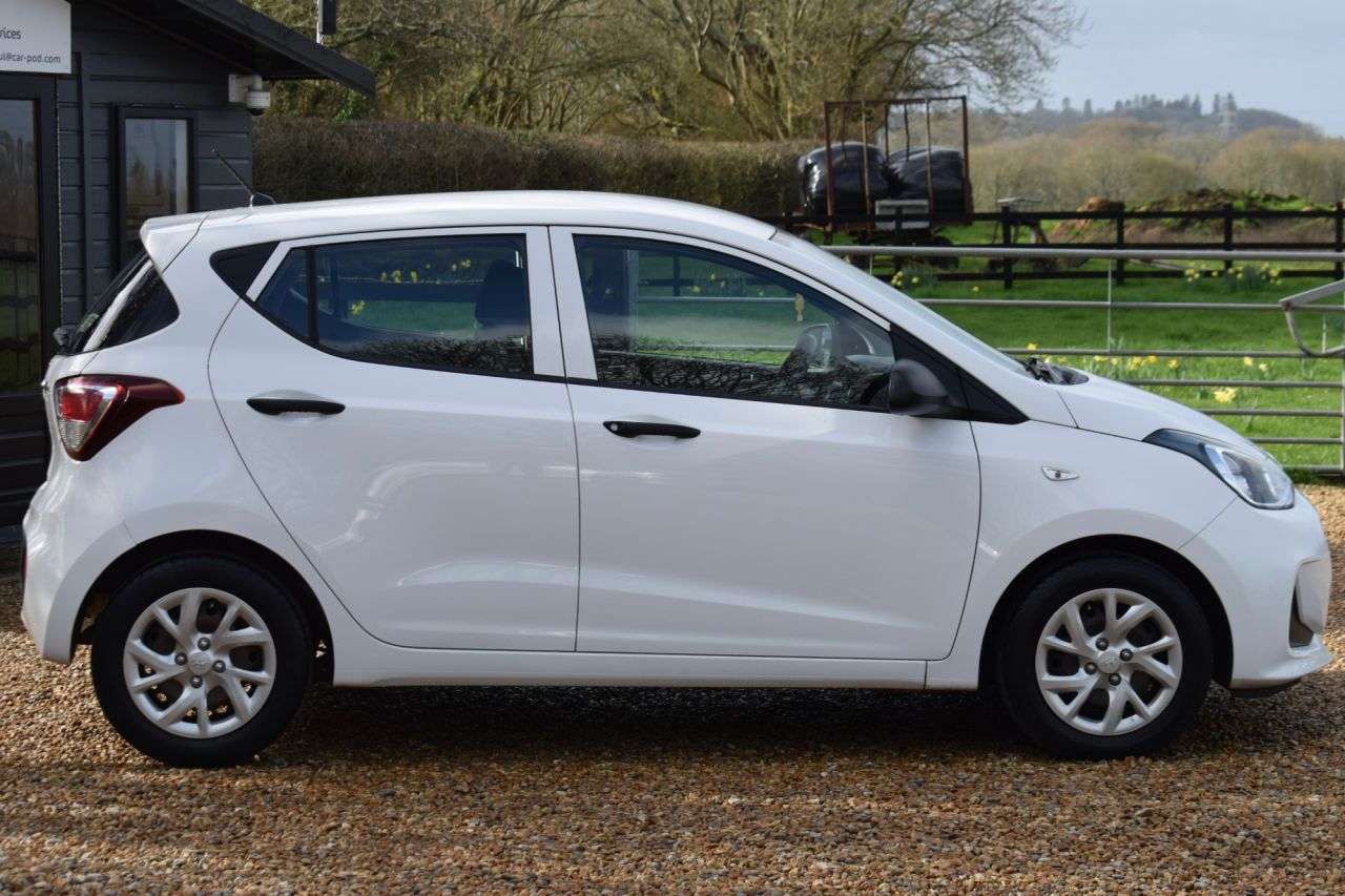2017 HYUNDAI I10 2017 HYUNDAI I10