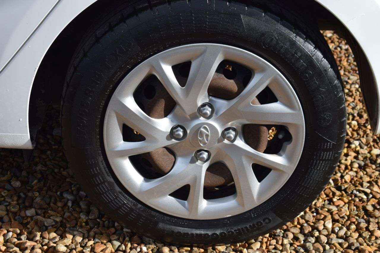 2017 HYUNDAI I10 2017 HYUNDAI I10