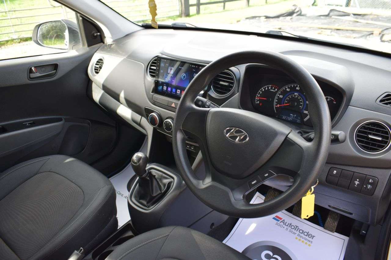 2017 HYUNDAI I10 2017 HYUNDAI I10