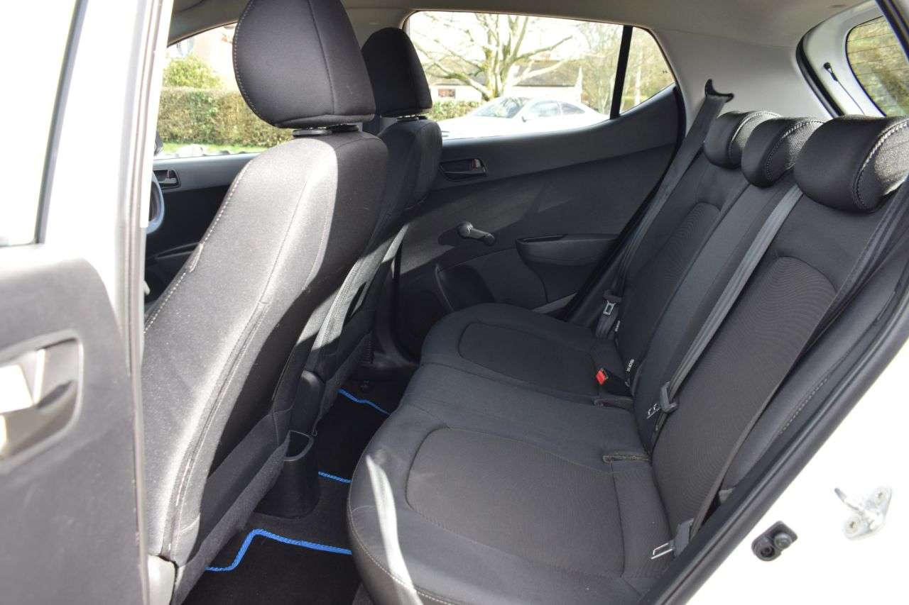 2017 HYUNDAI I10 2017 HYUNDAI I10