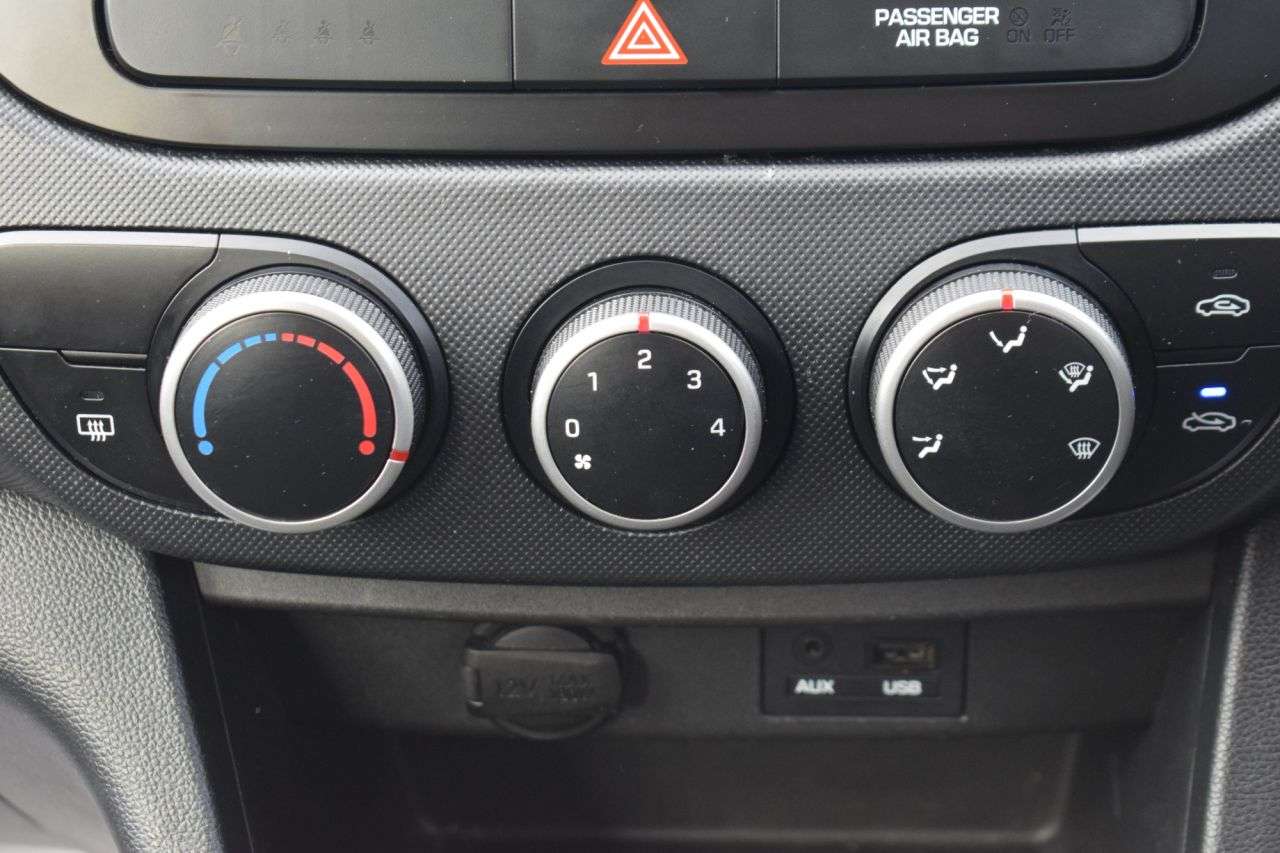 2017 HYUNDAI I10 2017 HYUNDAI I10