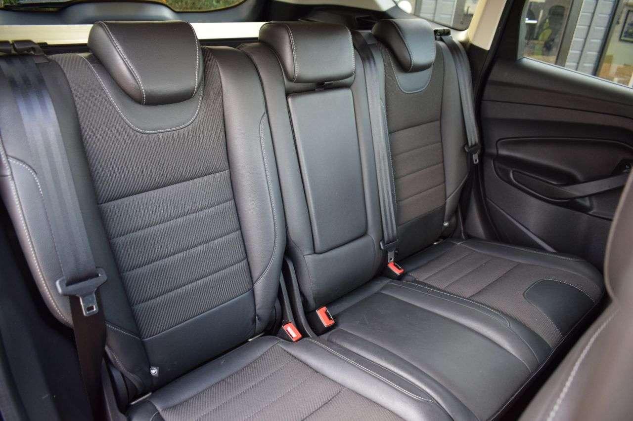 2015 FORD KUGA 2015 FORD KUGA