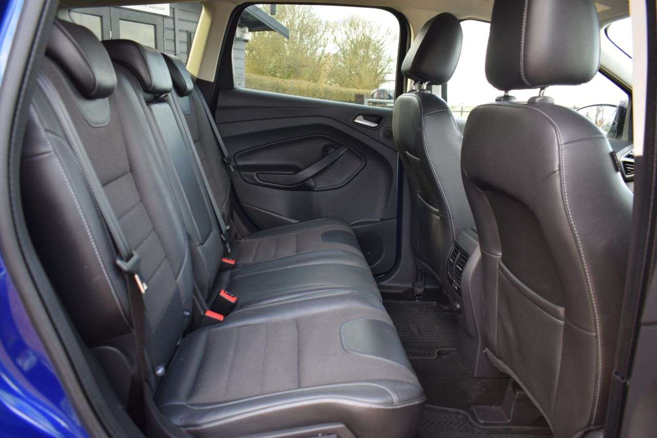 2015 FORD KUGA 2015 FORD KUGA