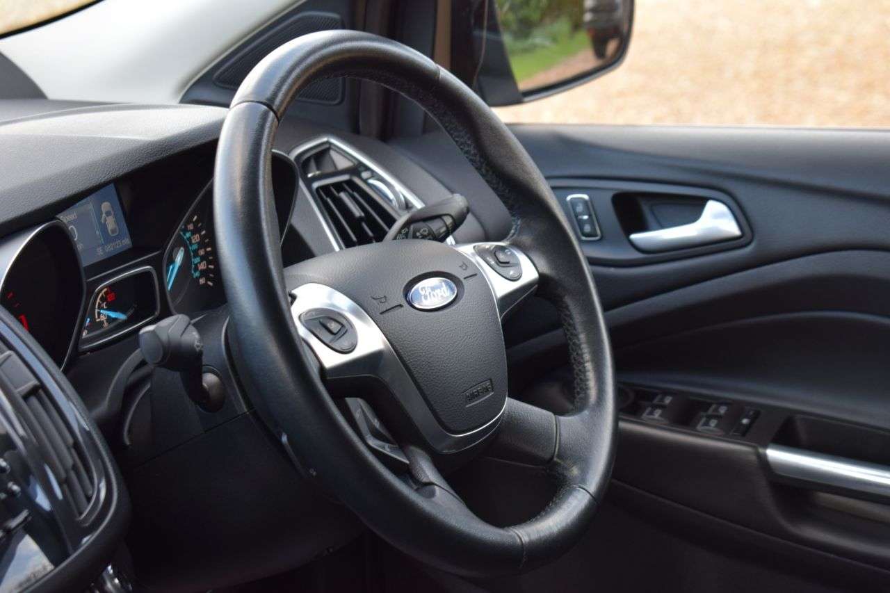 2015 FORD KUGA 2015 FORD KUGA