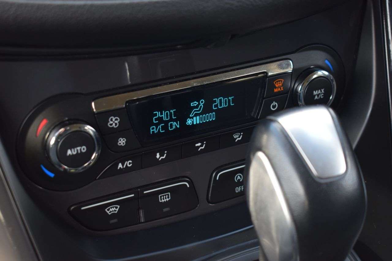 2015 FORD KUGA 2015 FORD KUGA