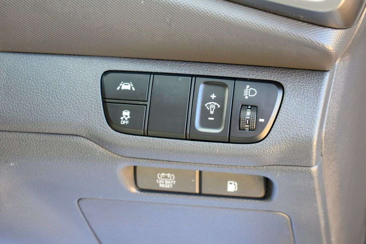 2021 HYUNDAI IONIQ 2021 HYUNDAI IONIQ