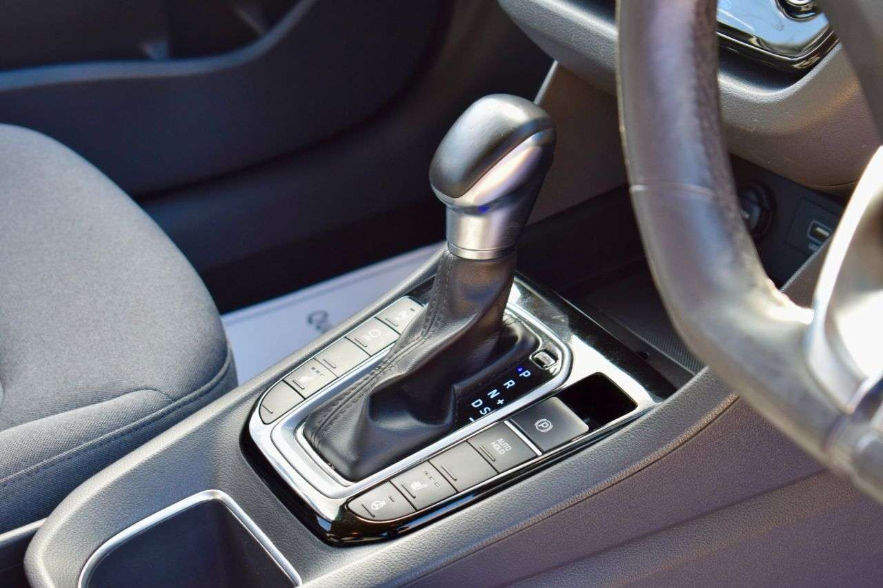 2021 HYUNDAI IONIQ 2021 HYUNDAI IONIQ