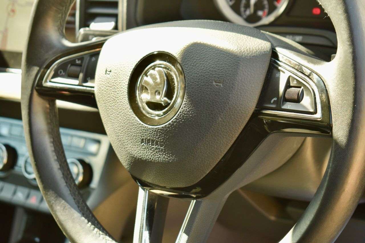 2018 SKODA KAROQ 2018 SKODA KAROQ