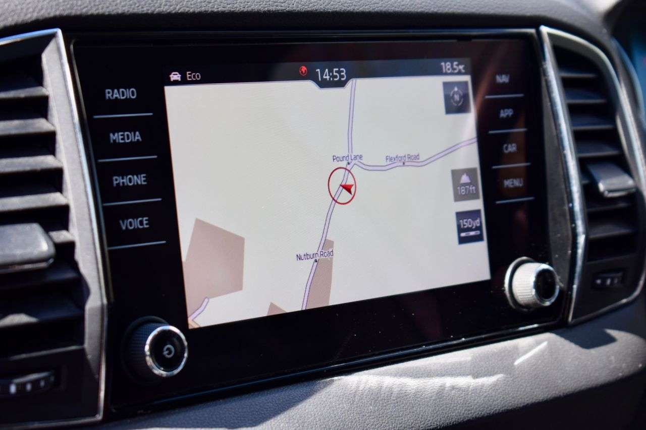 2018 SKODA KAROQ 2018 SKODA KAROQ