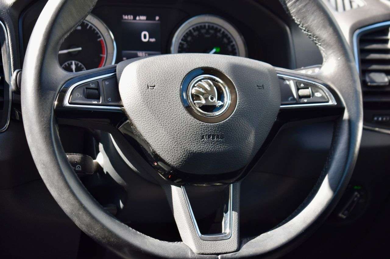 2018 SKODA KAROQ 2018 SKODA KAROQ