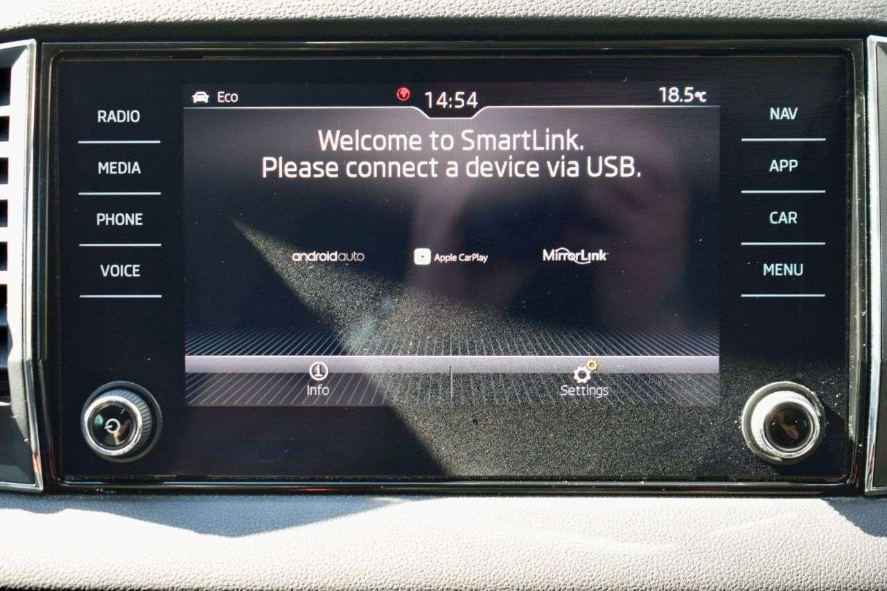 2018 SKODA KAROQ 2018 SKODA KAROQ