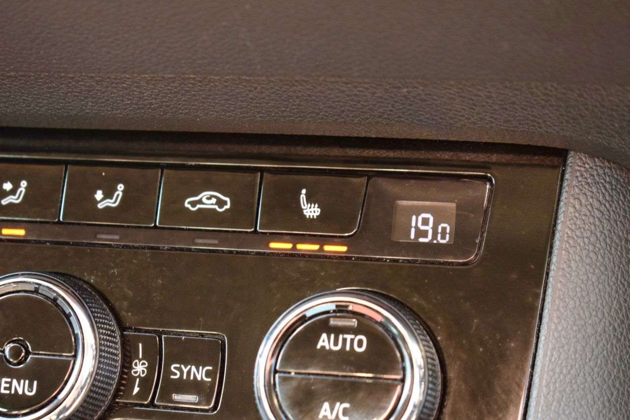 2018 SKODA KAROQ 2018 SKODA KAROQ