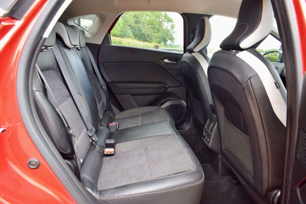 2022 RENAULT CAPTUR 2022 RENAULT CAPTUR