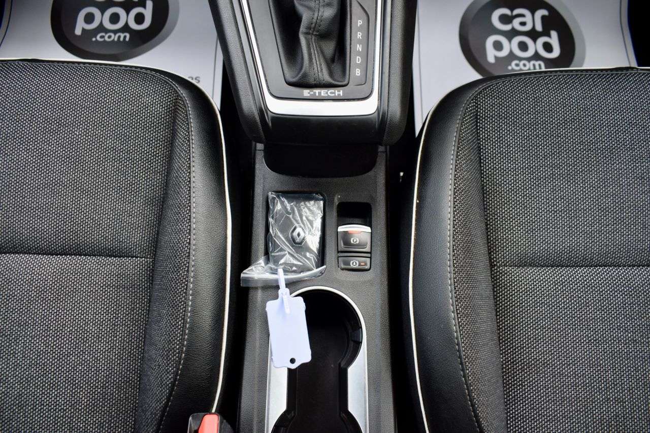 2022 RENAULT CAPTUR 2022 RENAULT CAPTUR