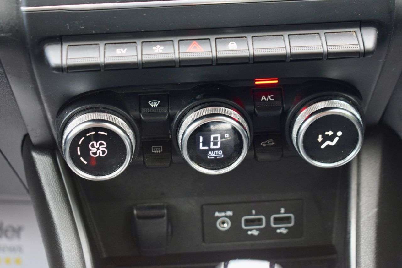 2022 RENAULT CAPTUR 2022 RENAULT CAPTUR