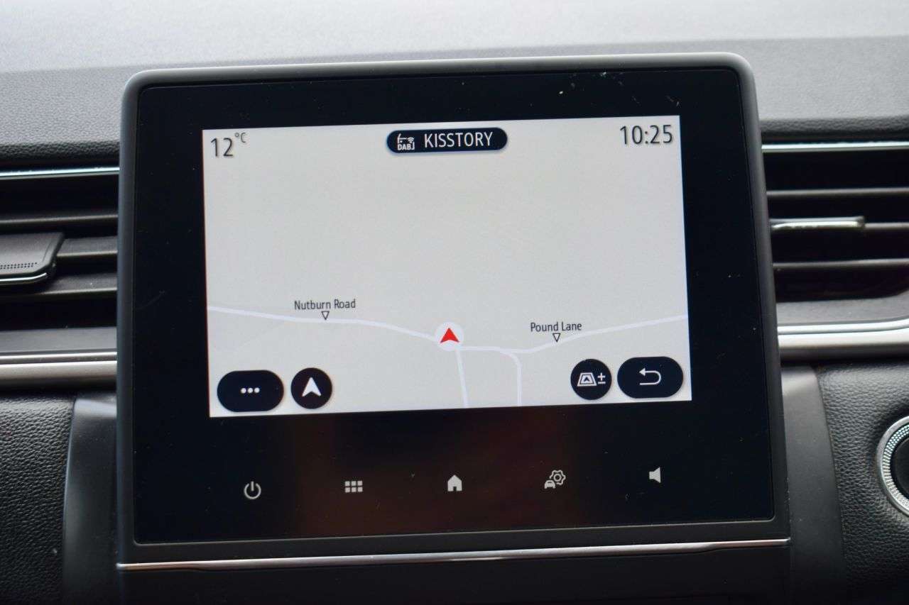 2022 RENAULT CAPTUR 2022 RENAULT CAPTUR