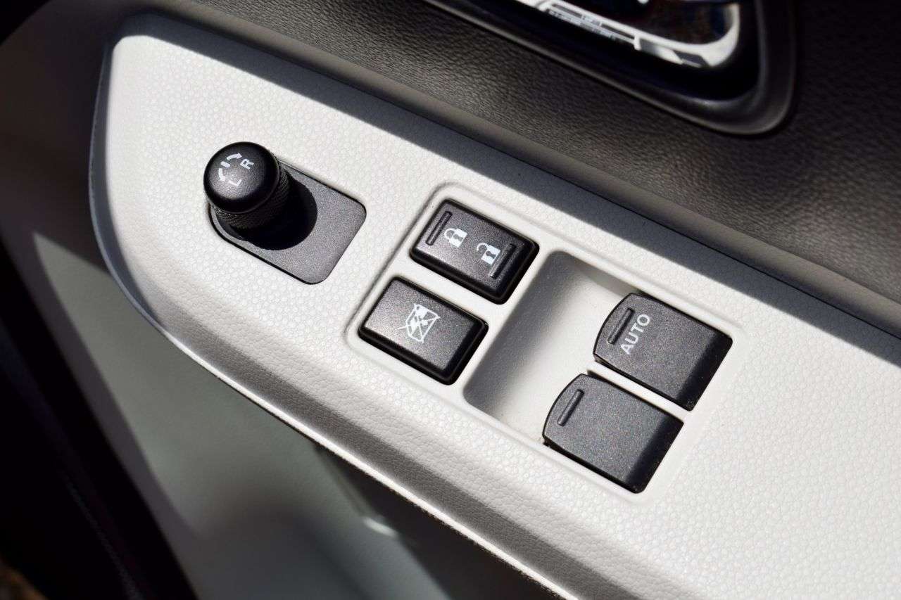 2018 SUZUKI IGNIS 2018 SUZUKI IGNIS