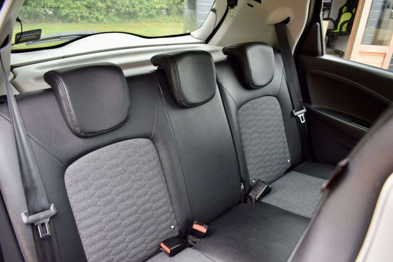 2021 RENAULT ZOE 2021 RENAULT ZOE
