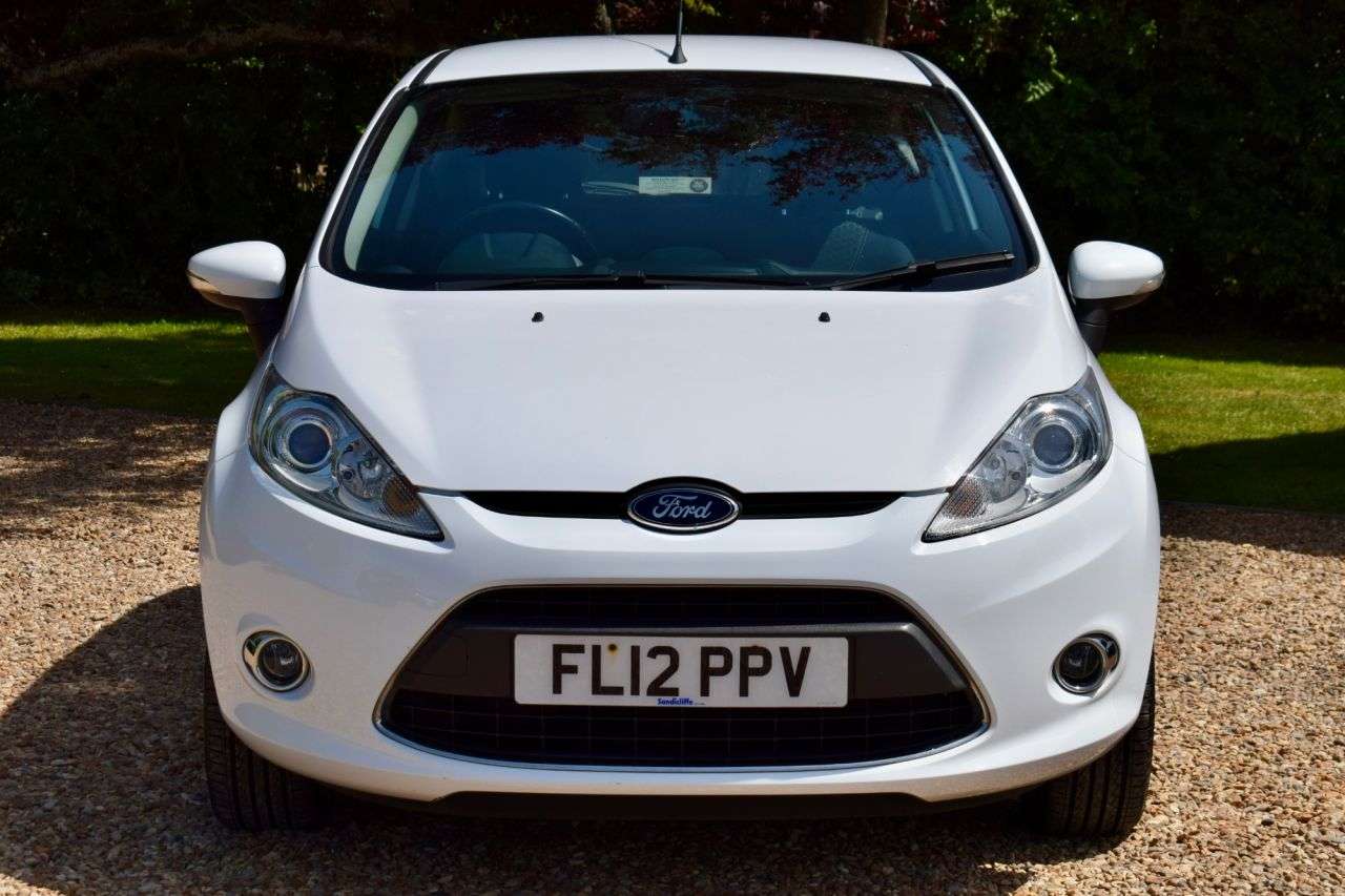 A 2012 FORD FIESTA 1.25 Zetec Hatchback 3dr Petrol Manual (129 g/km, 81 bhp) LOWER INSURANCE G A 2012 FORD FIESTA 1.25 Zetec Hatchback 3dr Petrol Manual (129 g/km, 81 bhp) LOWER INSURANCE G