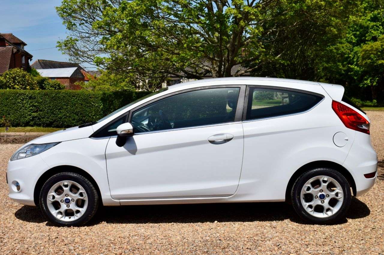 2012 FORD FIESTA 2012 FORD FIESTA