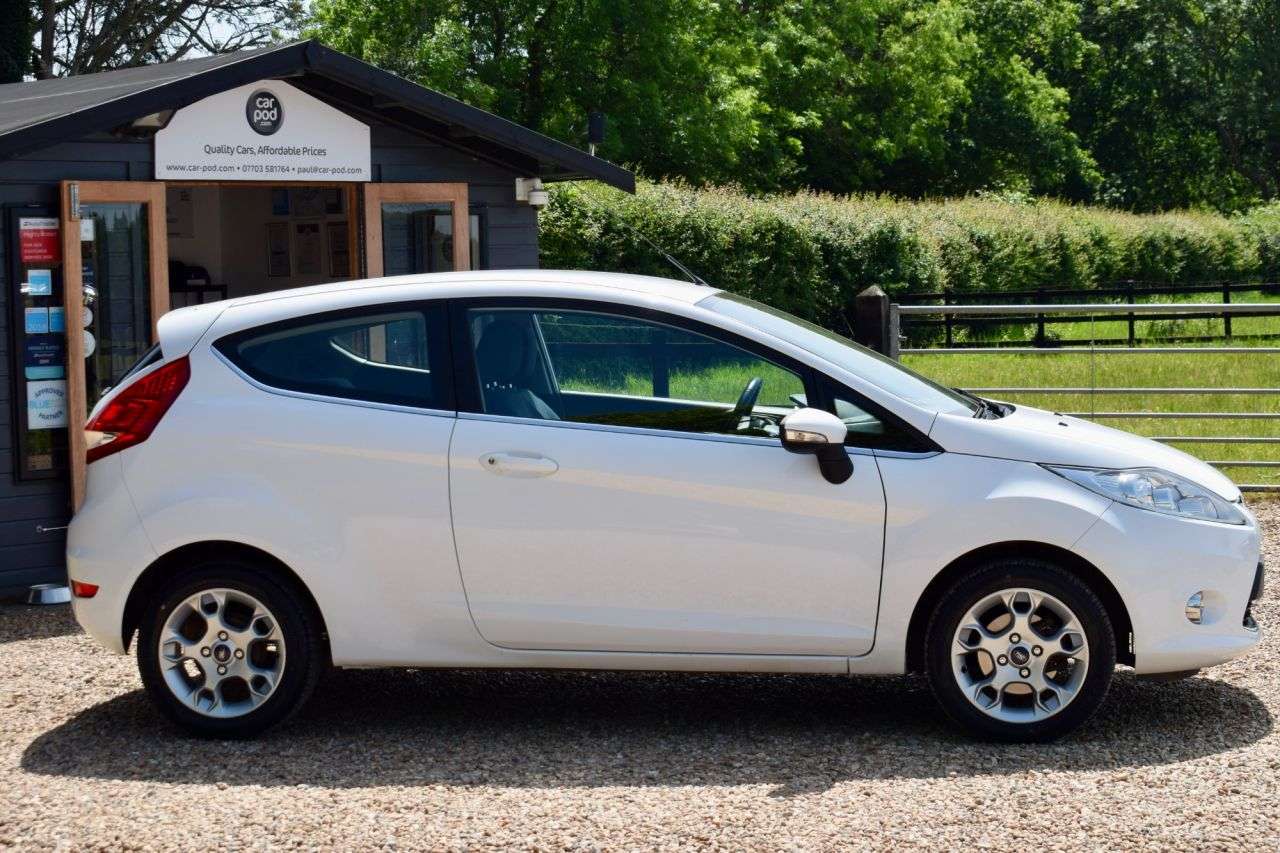 2012 FORD FIESTA 2012 FORD FIESTA