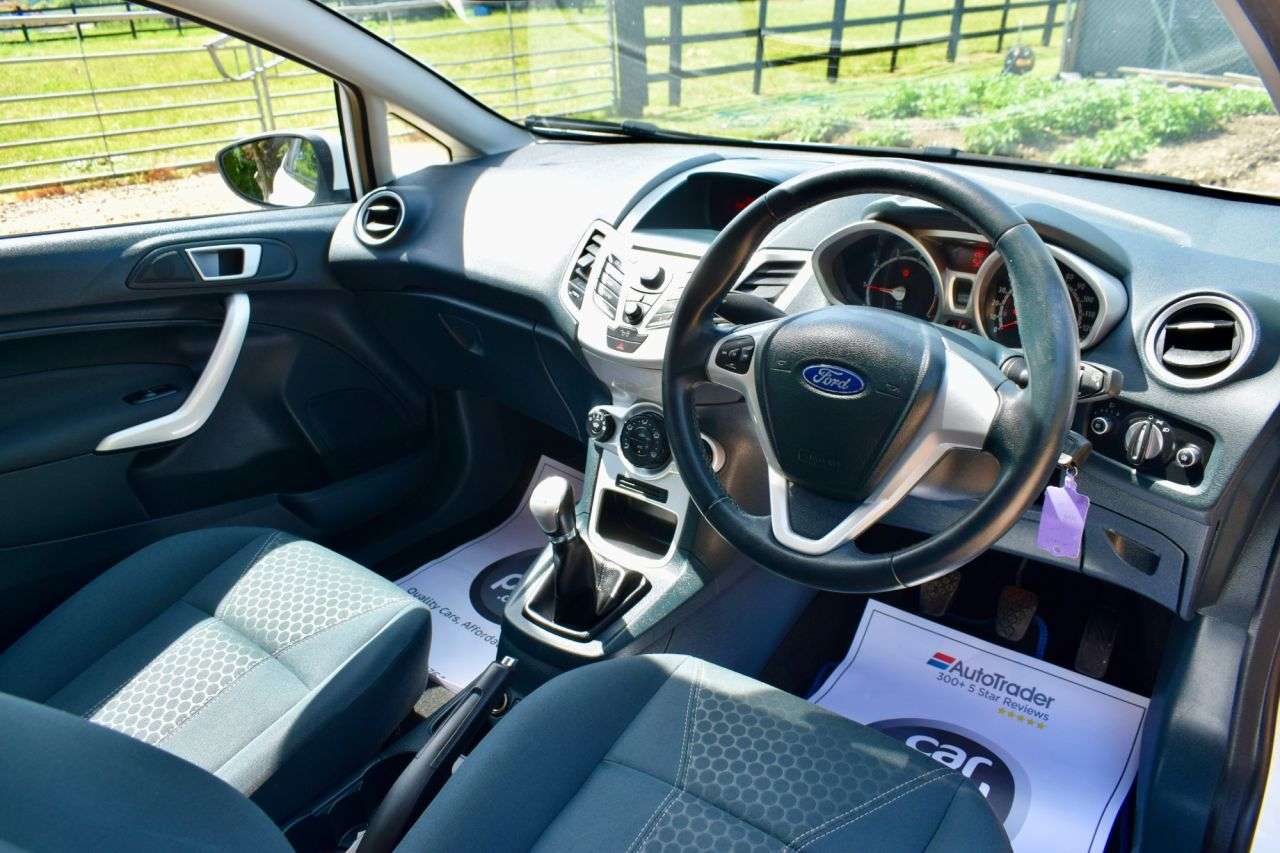 2012 FORD FIESTA 2012 FORD FIESTA