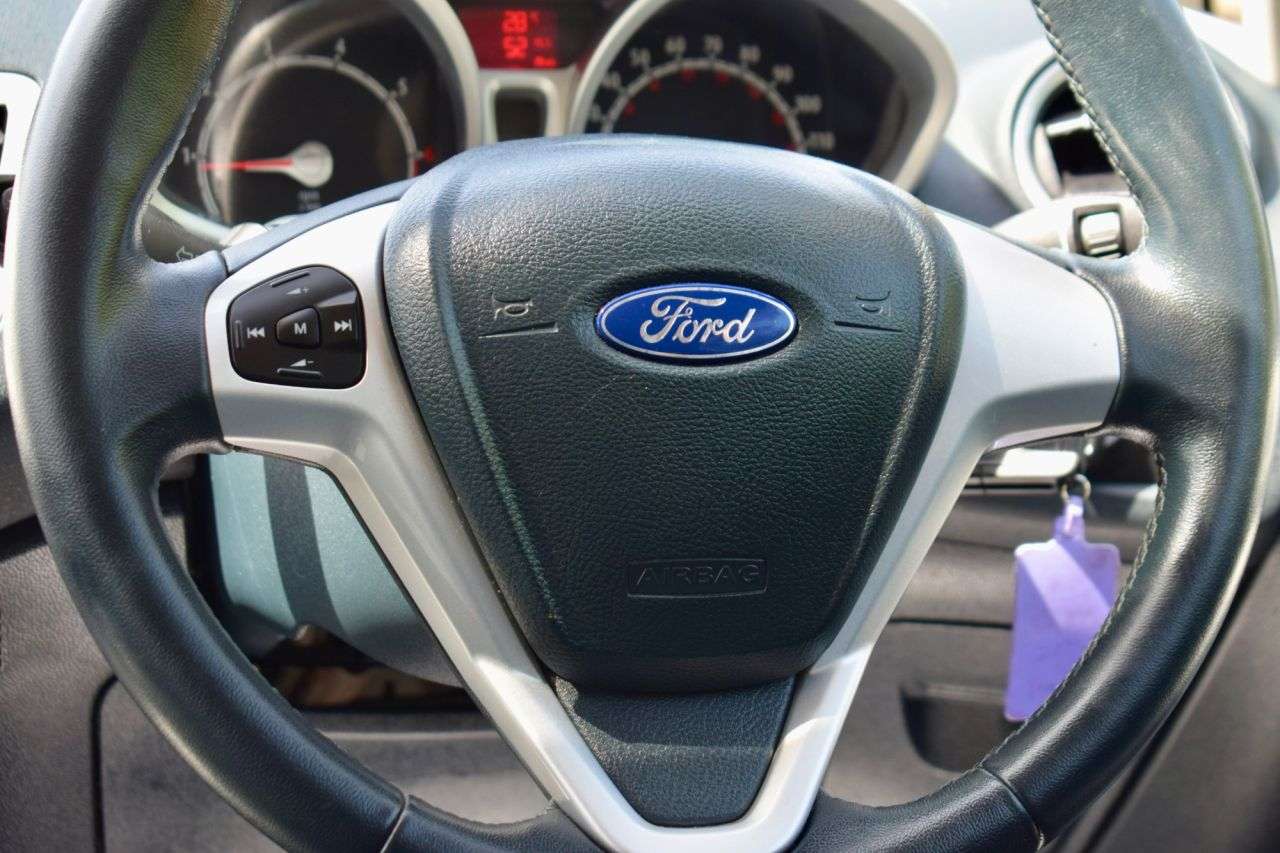 2012 FORD FIESTA 2012 FORD FIESTA
