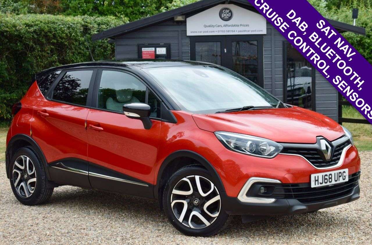 A 2018 RENAULT CAPTUR 0.9 TCe ENERGY Iconic SUV 5dr Petrol Manual Euro 6 (s/s) (90 ps) NAV, DAB, A 2018 RENAULT CAPTUR 0.9 TCe ENERGY Iconic SUV 5dr Petrol Manual Euro 6 (s/s) (90 ps) NAV, DAB,