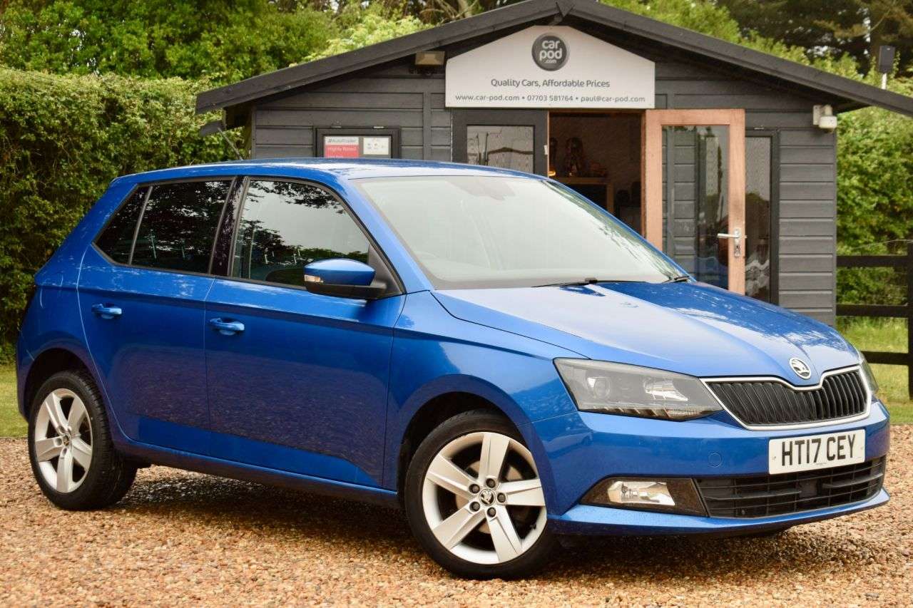 A 2017 SKODA FABIA 1.0 TSI SE L Hatchback 5dr Petrol Manual Euro 6 (s/s) (95 ps) SENSORS, DAB, A 2017 SKODA FABIA 1.0 TSI SE L Hatchback 5dr Petrol Manual Euro 6 (s/s) (95 ps) SENSORS, DAB,