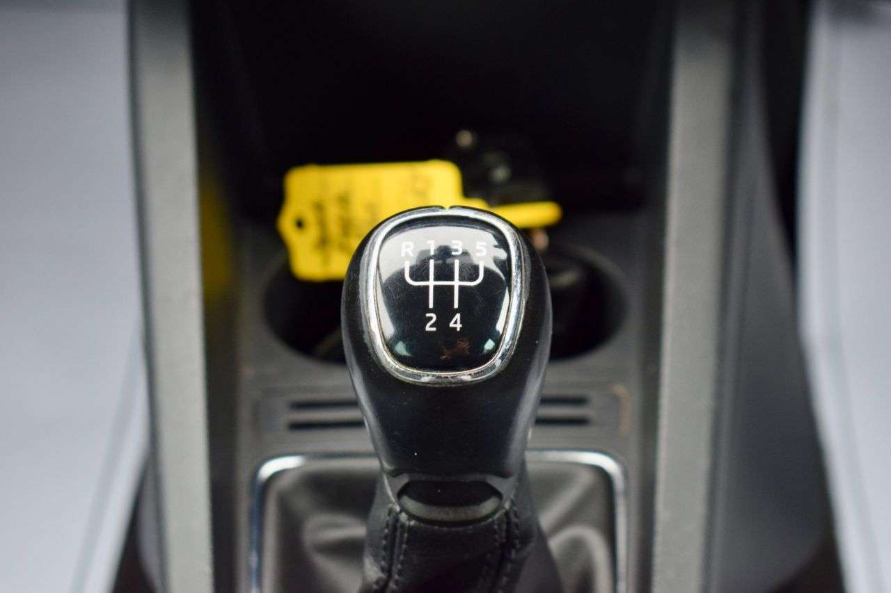 2017 SKODA FABIA 2017 SKODA FABIA