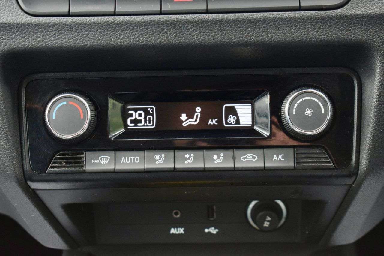 2017 SKODA FABIA 2017 SKODA FABIA