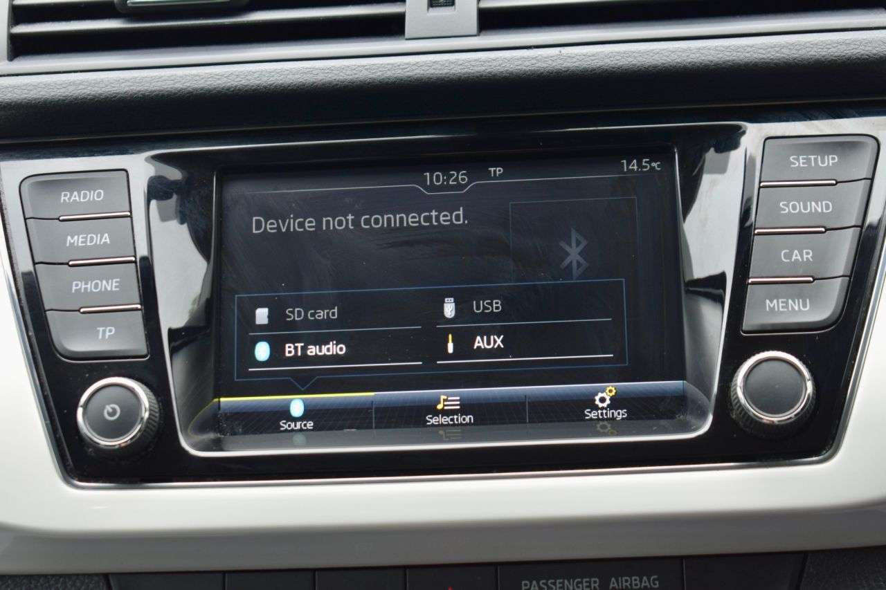 2017 SKODA FABIA 2017 SKODA FABIA