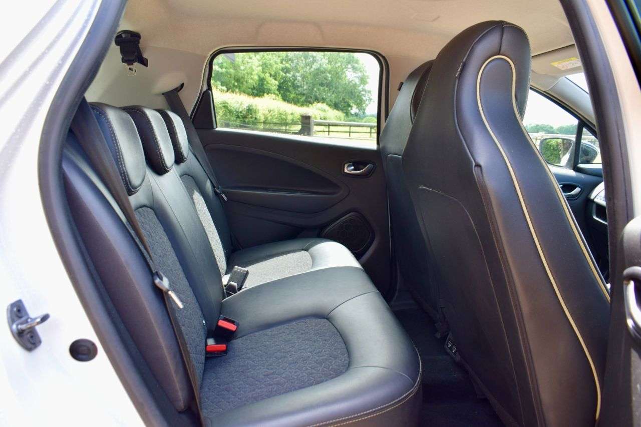 2023 RENAULT ZOE 2023 RENAULT ZOE