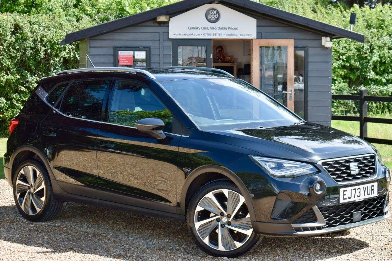 A 2023 SEAT ARONA 1.0 TSI FR Sport SUV 5dr Petrol DSG Euro 6 (s/s) (110 ps) SUPERB CONDITION! A 2023 SEAT ARONA 1.0 TSI FR Sport SUV 5dr Petrol DSG Euro 6 (s/s) (110 ps) SUPERB CONDITION!