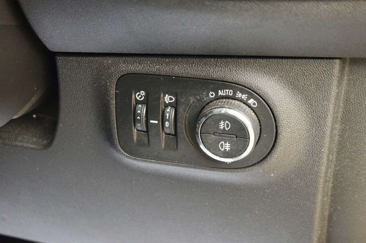 2018 VAUXHALL CORSA 2018 VAUXHALL CORSA