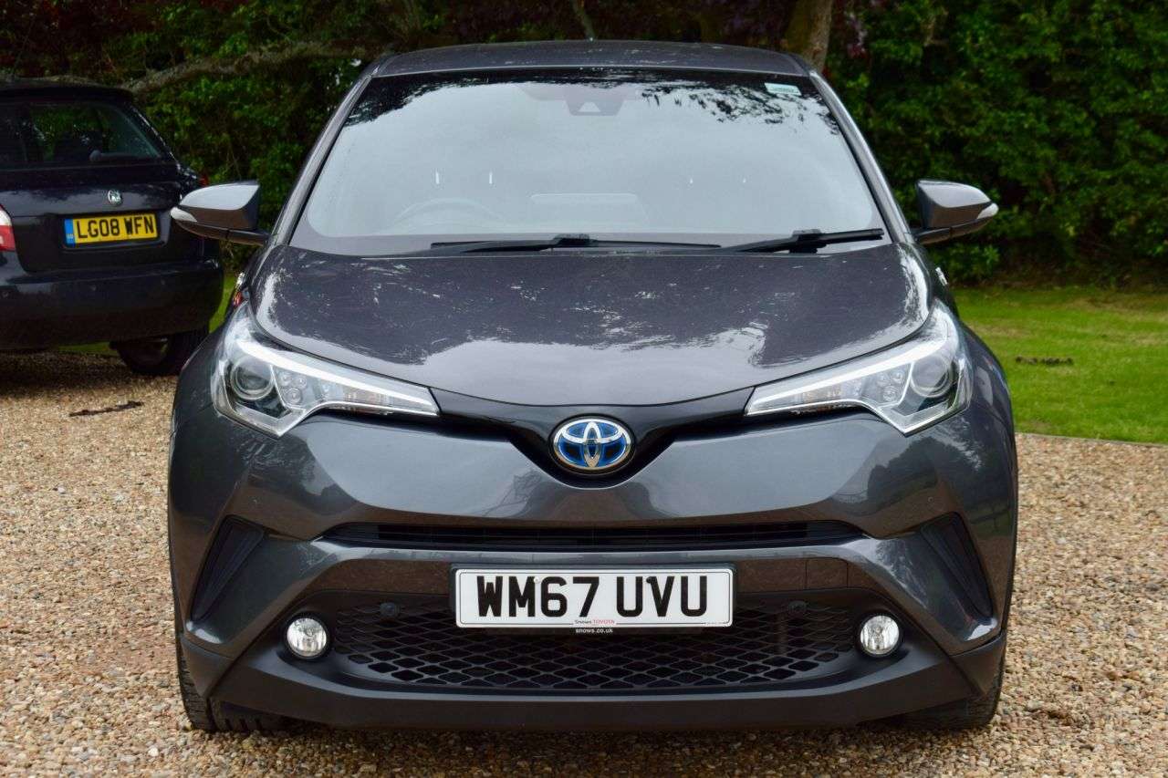 A 2018 TOYOTA C-HR 1.8 VVT-h Excel SUV 5dr Petrol Hybrid CVT Euro 6 (s/s) (122 ps) NAV, CAMERA A 2018 TOYOTA C-HR 1.8 VVT-h Excel SUV 5dr Petrol Hybrid CVT Euro 6 (s/s) (122 ps) NAV, CAMERA