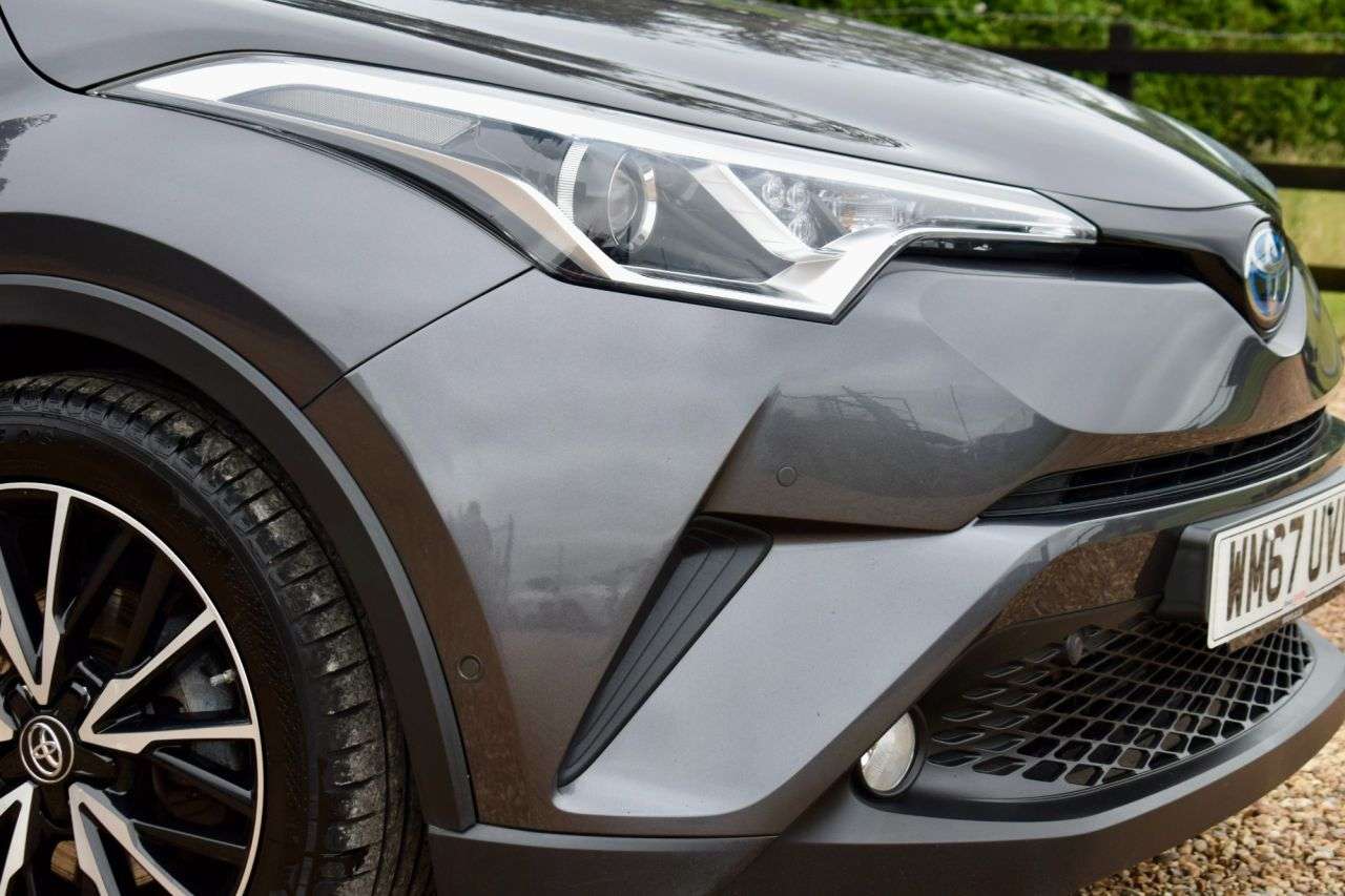 2018 TOYOTA C-HR 2018 TOYOTA C-HR
