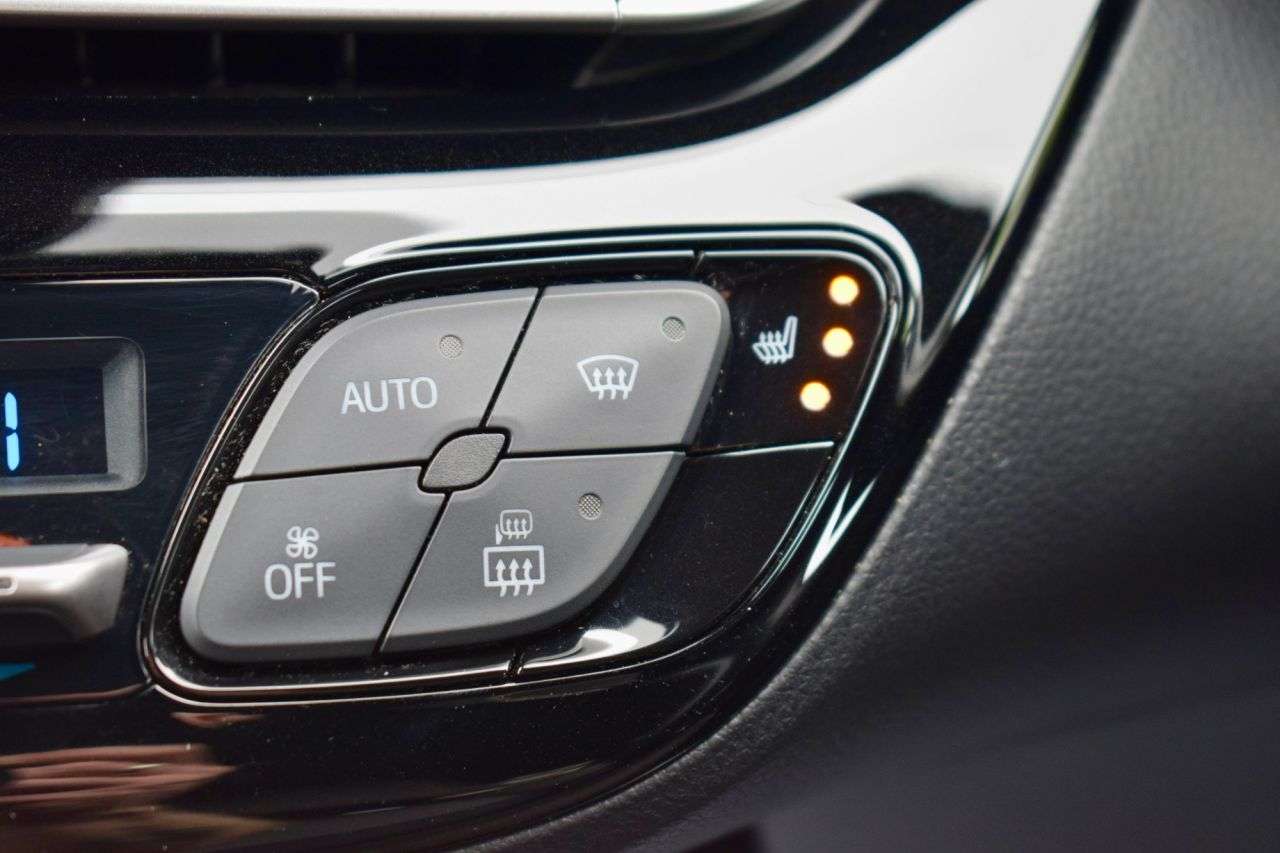 2018 TOYOTA C-HR 2018 TOYOTA C-HR