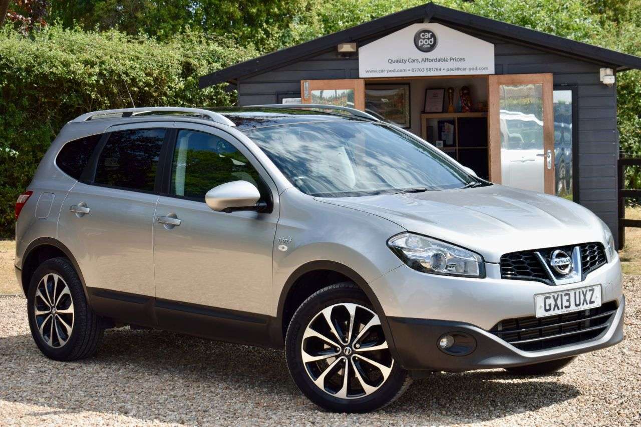 A 2013 NISSAN QASHQAI+2 1.5 dCi n-tec+ SUV 5dr Diesel Manual 2WD Euro 5 (110 ps) 360 CAMERAS, PANOR A 2013 NISSAN QASHQAI+2 1.5 dCi n-tec+ SUV 5dr Diesel Manual 2WD Euro 5 (110 ps) 360 CAMERAS, PANOR