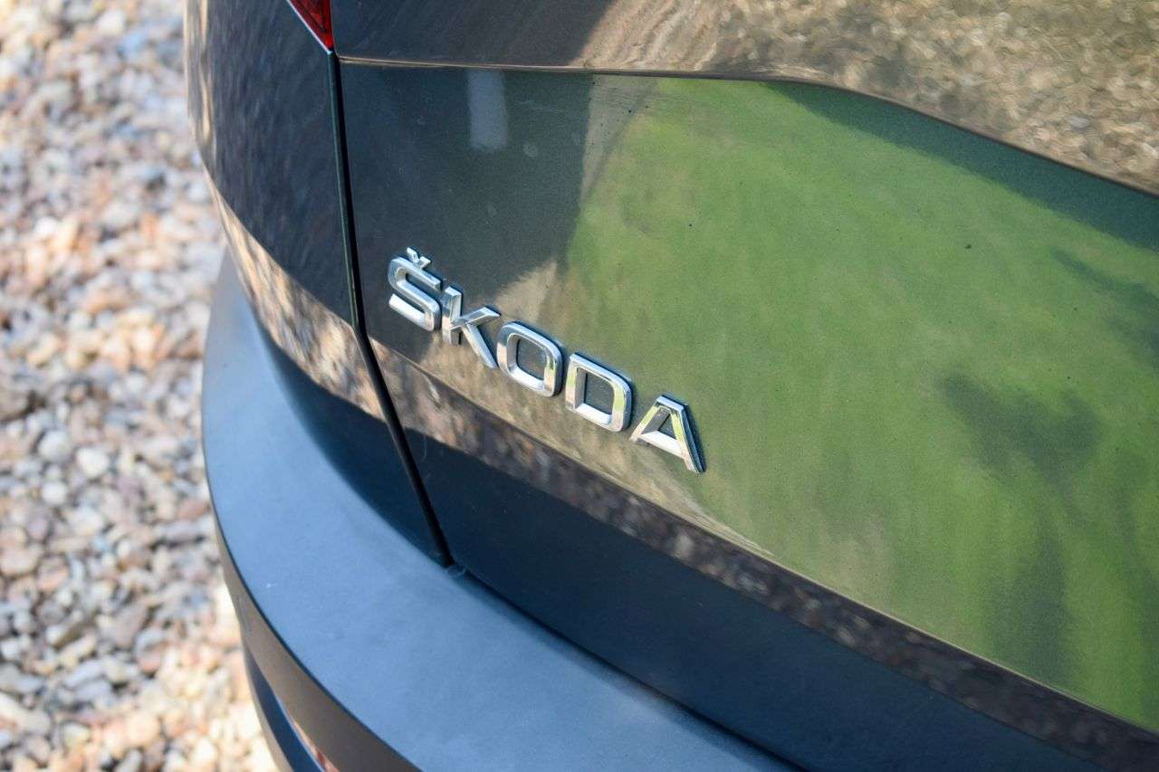 2018 SKODA KAROQ 2018 SKODA KAROQ