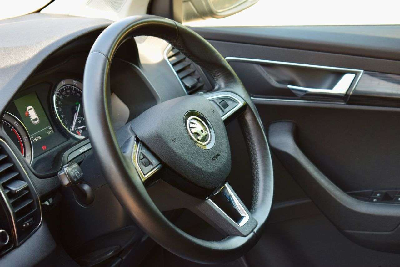 2018 SKODA KAROQ 2018 SKODA KAROQ