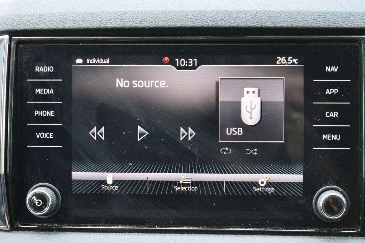 2018 SKODA KAROQ 2018 SKODA KAROQ