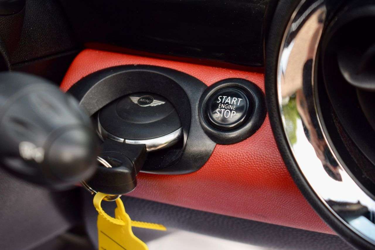 2015 MINI CONVERTIBLE 2015 MINI CONVERTIBLE