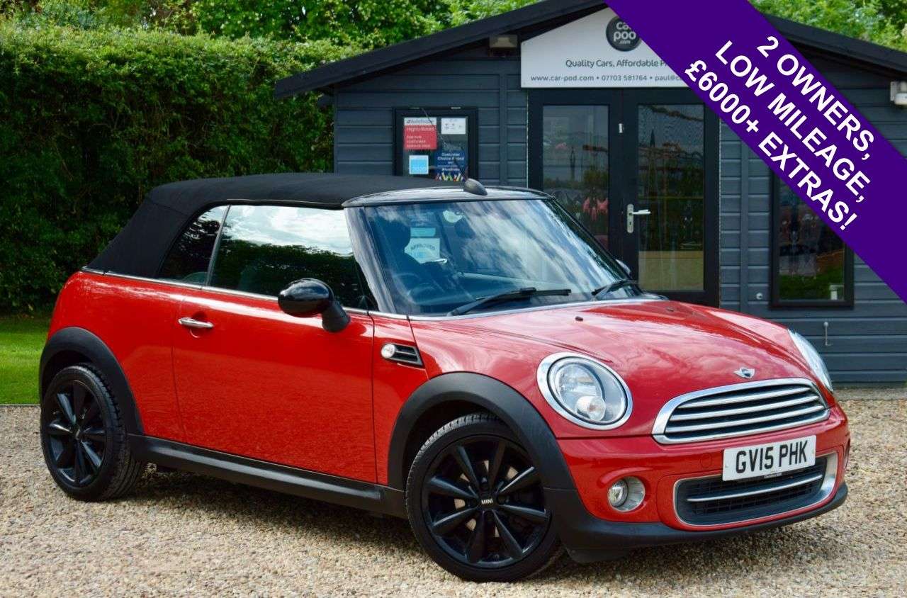 A 2015 MINI CONVERTIBLE 1.6 Cooper Convertible 2dr Petrol Manual Euro 6 (s/s) (122 ps) 8 SERVICE RE A 2015 MINI CONVERTIBLE 1.6 Cooper Convertible 2dr Petrol Manual Euro 6 (s/s) (122 ps) 8 SERVICE RE
