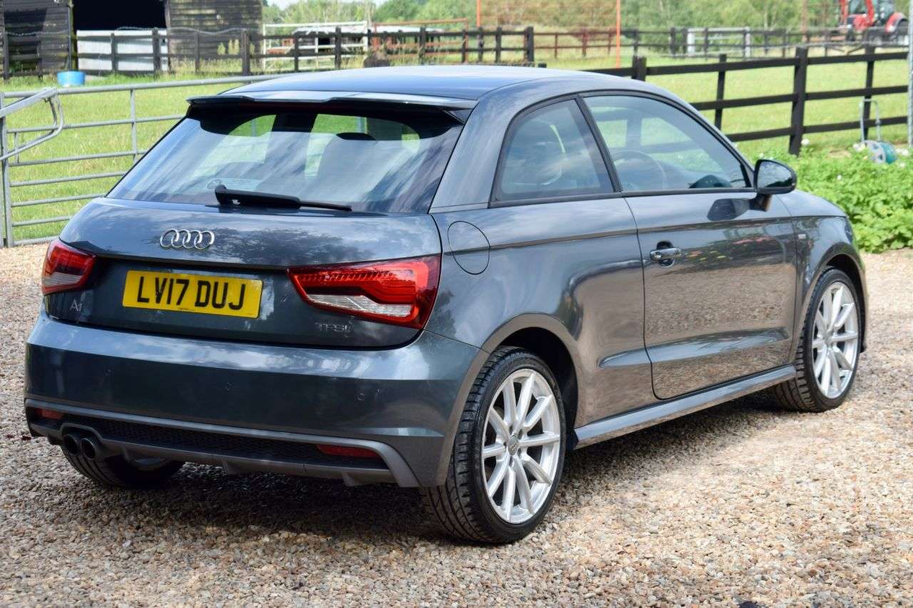 2017 AUDI A1 2017 AUDI A1