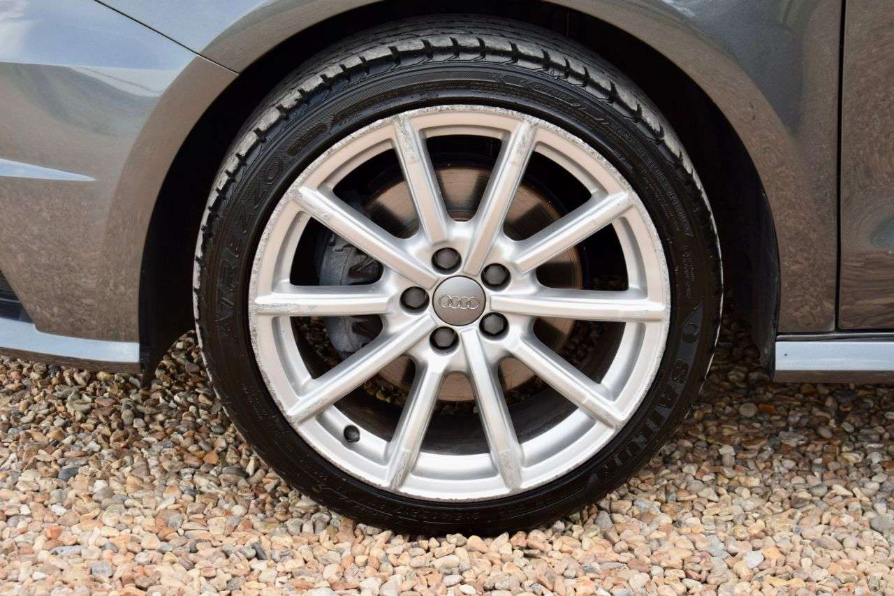2017 AUDI A1 2017 AUDI A1